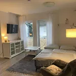 Zimmer Frei 4