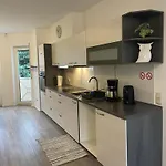 Zimmer Frei 4